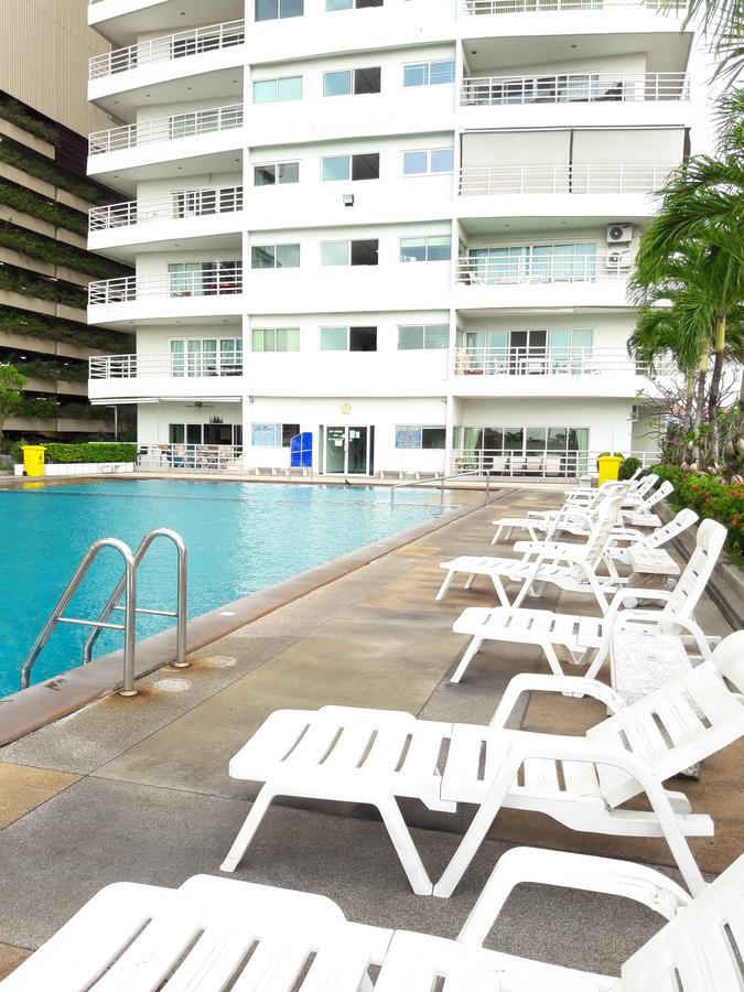 View Talay 6 Suite Apartments Pattaya Exterior foto